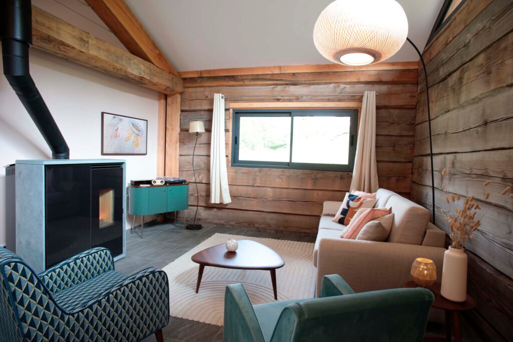 550518602 1204378228400638 1532048196154125114 n